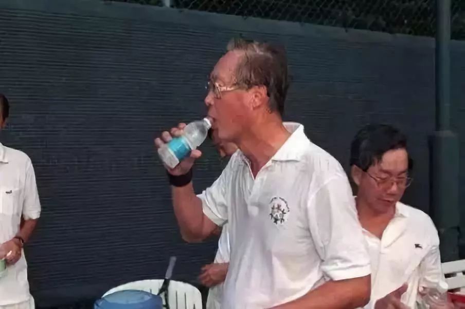 总理带头喝“下水道水”，新加坡为何被逼至如此？ 行业热点 第4张